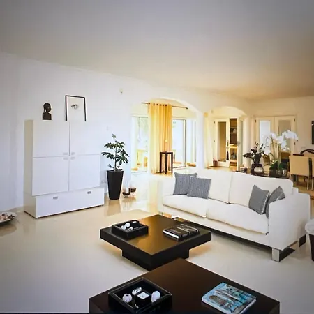 Casa Deni 11-87 * 롤레